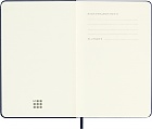 Kalendarz Moleskine 2024 12M rozmiar P (kieszonkowy 9x14 cm) Dzienny Niebieski/Szafirowy Twarda oprawa (Moleskine Daily Notebook Diary/Planner 2024 Pocket Sapphire Blue Hard Cover) - 8056598856538