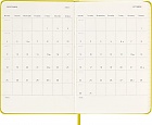 Kalendarz Moleskine 2023 12M rozmiar P (kieszonkowy 9x14 cm) Tygodniowy Oliwkowy Twarda oprawa (Moleskine Weekly Notebook Diary/Planner 2023 Pocket Hay Yellow Hard Cover) - 8056598852813