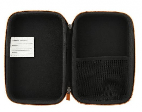 Sztywne etui - futerał Moleskine czarne zamykane na suwak (18 x 11,5 x 5,5 cm) (Shell Medium) - 9788866133032