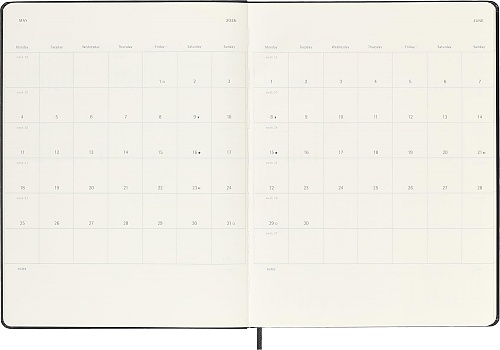 Kalendarz Moleskine 2026 12M rozmiar XL (bardzo duży 19x25 cm) Tygodniowy Czarny Twarda oprawa (Moleskine Weekly Notebook Diary/Planner 2026 Extra Large Black Hard Cover) - 8056999275259