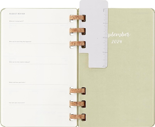 Kalendarz Moleskine 2024-2025 Akademicki (od lipca do czerwca) rozmiar L (13x21 cm) na Spirali Tygodniowy i Miesięczny Zielony Kiwi Twarda oprawa (Moleskine Academic Spiral Weekly and Monthly Planner 2024-2025 Large Crush Kiwi) - 8056999271480