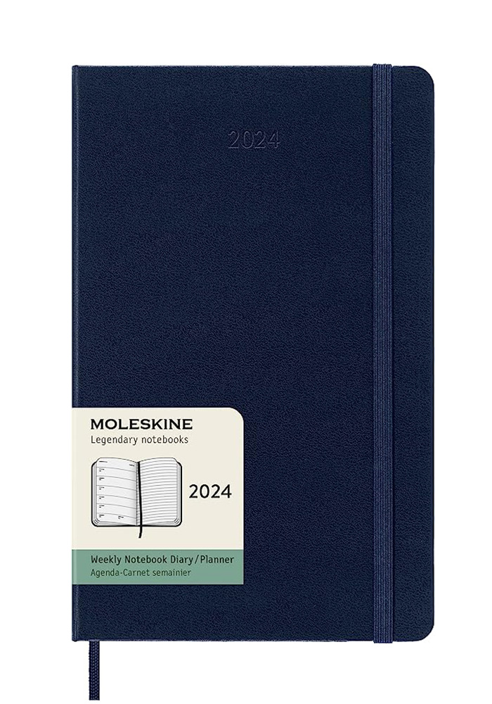 Kalendarz Moleskine 2024 12M rozmiar L (duży 13x21 cm) Tygodniowy Niebieski/ Szafirowy Twarda oprawa (Moleskine Weekly Notebook Diary/Planner 2024 Large Sapphire Blue Hard Cover) - 8056598856613