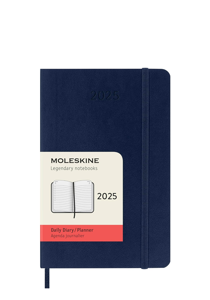 Kalendarz Moleskine 2025 12M rozmiar P (kieszonkowy 9x14 cm) Dzienny Niebieski/Szafirowy Miękka oprawa (Moleskine Daily Notebook Diary/Planner 2025 Pocket Sapphire Blue Soft Cover) - 8056999270216